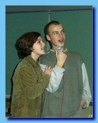listopad 2003