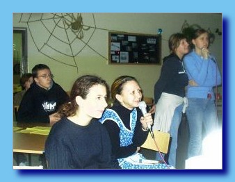 listopad 2003