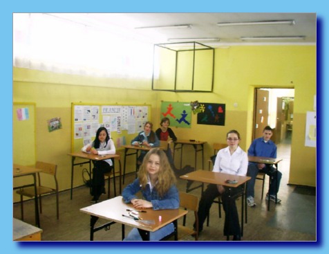 luty 2004