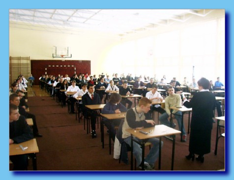 luty 2004
