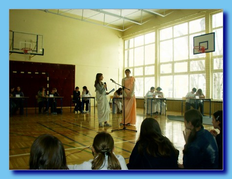 marzec 2004