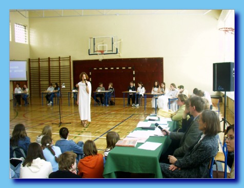 marzec 2004
