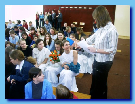 marzec 2004