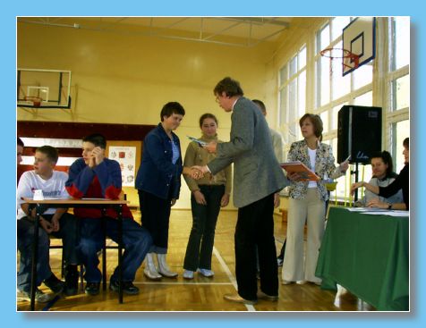 listopad 2004