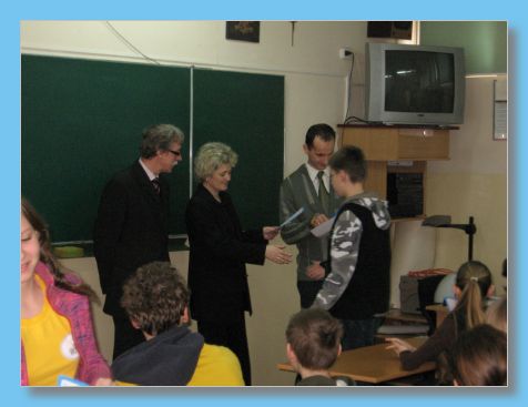 luty 2008