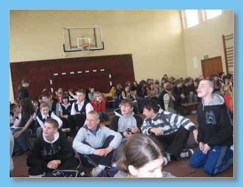 marzec 2008