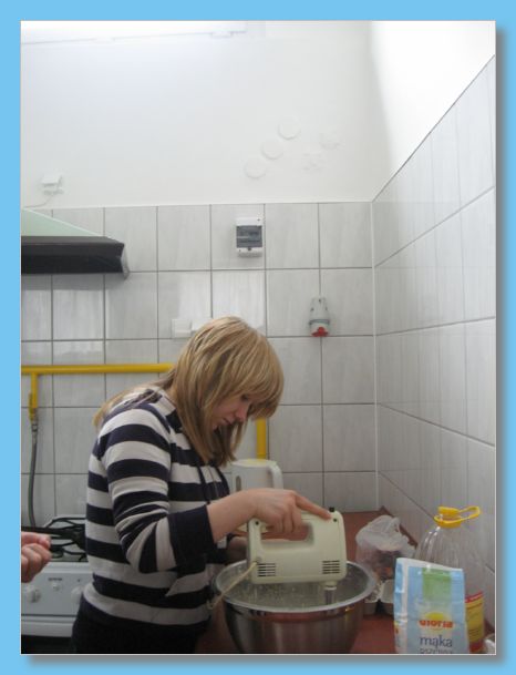 2008