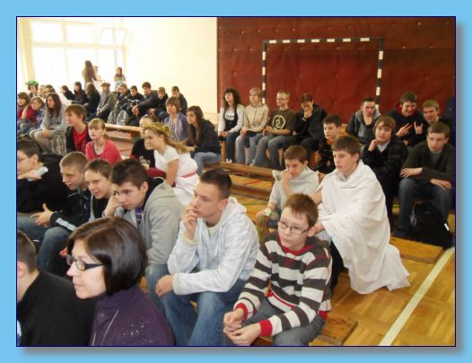marzec 2010