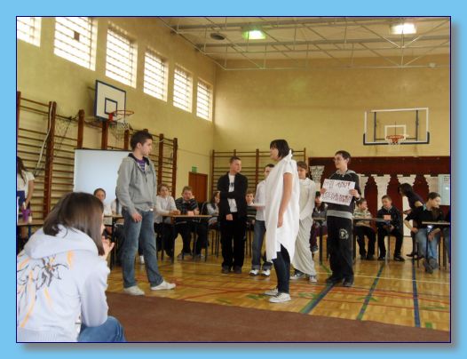 marzec 2010