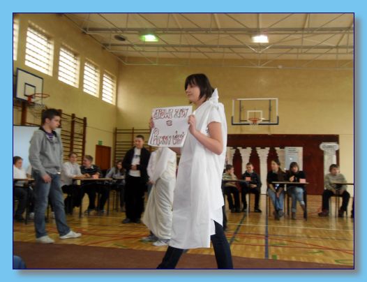marzec 2010