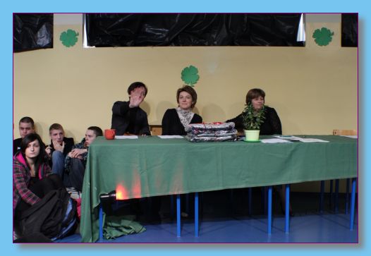 marzec 2011