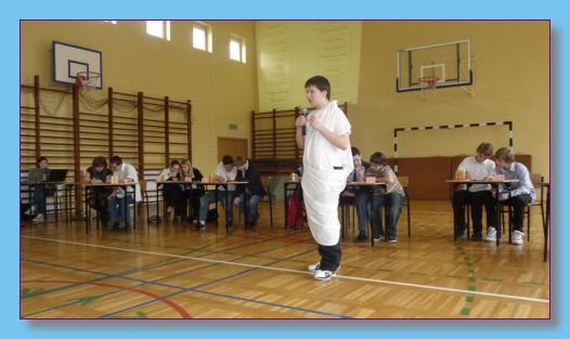 marzec 2011