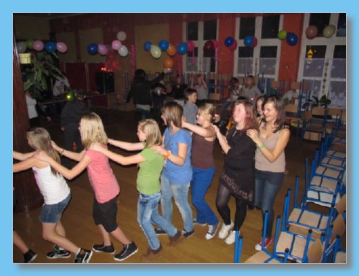 listopad 2011