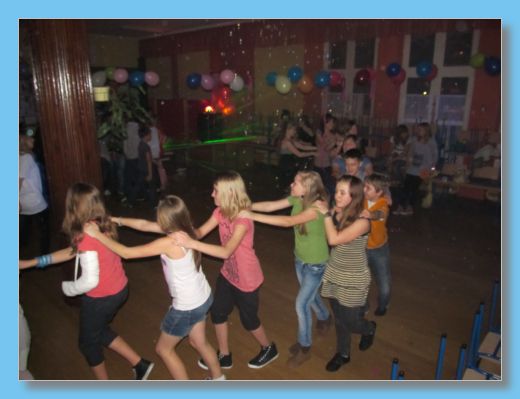 listopad 2011