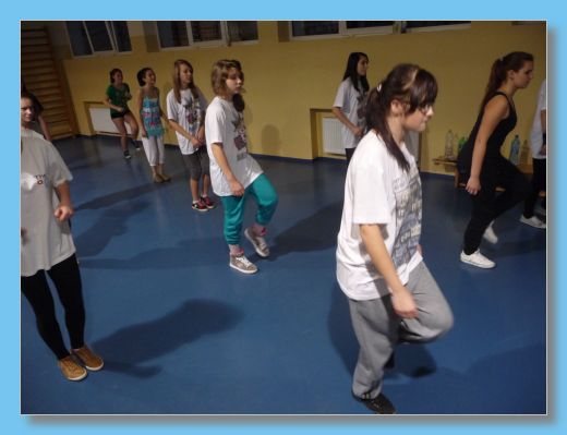 listopad 2012