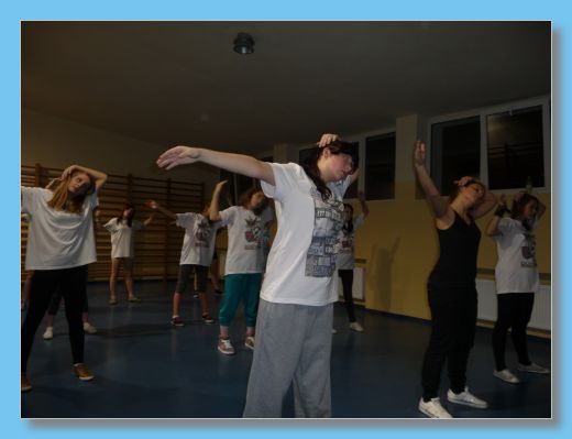 listopad 2012