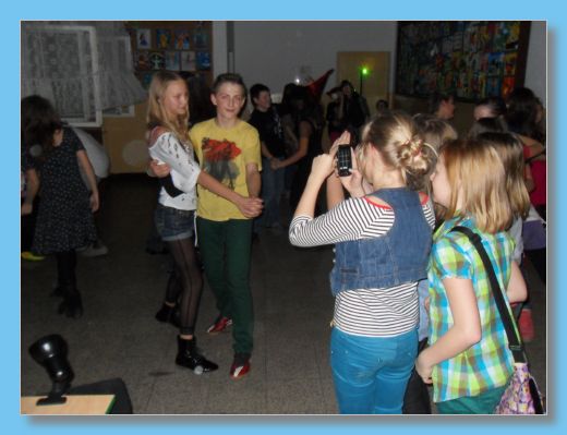 listopad 2012