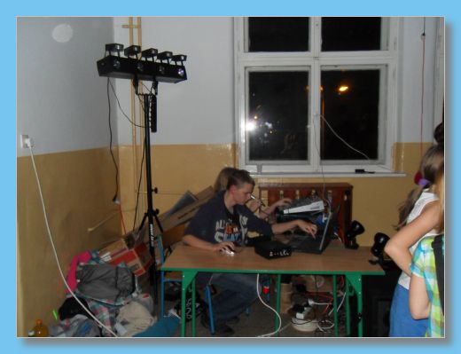 listopad 2012