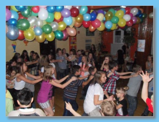 listopad 2012