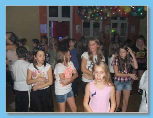 listopad 2012