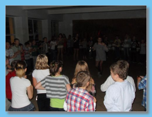 listopad 2012