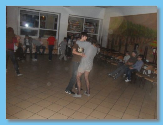 listopad 2012
