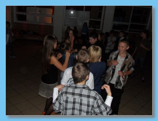 listopad 2012