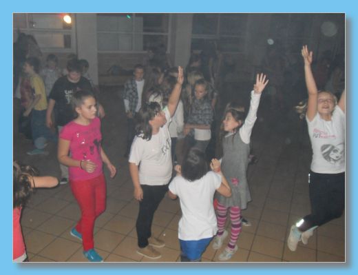 listopad 2012