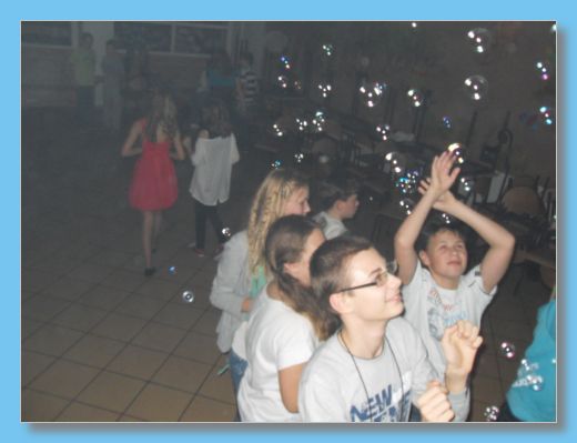 listopad 2012