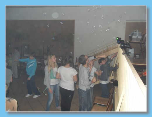 listopad 2012