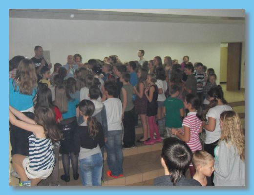 listopad 2012